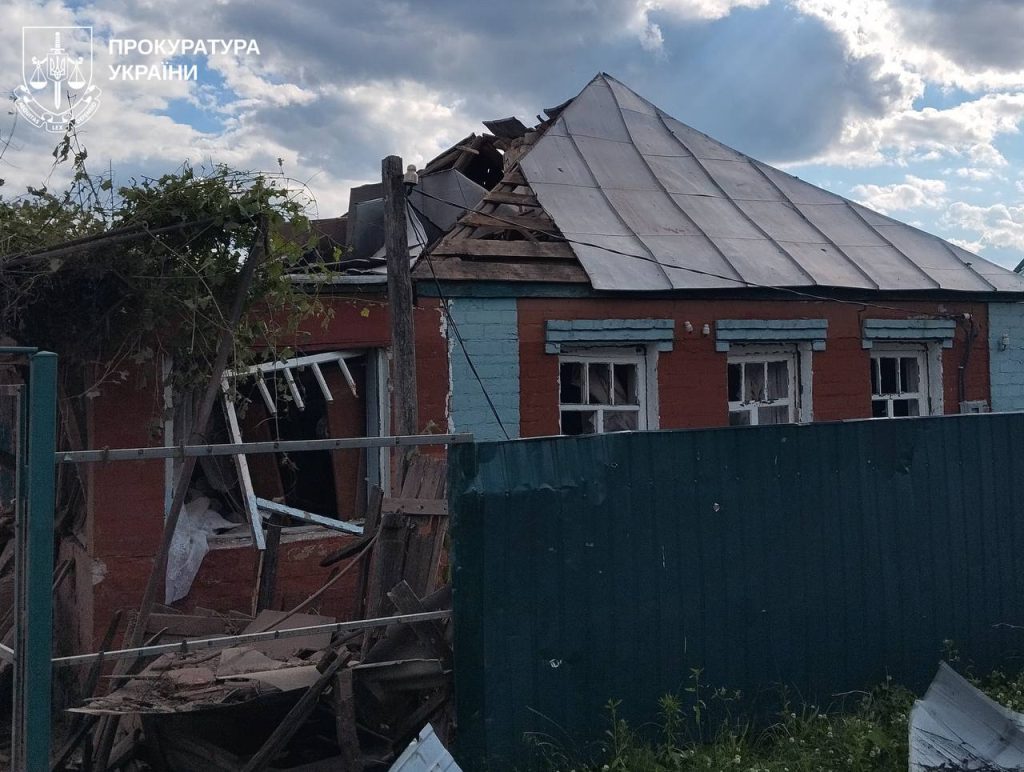 Двоє людей загинули через російську агресію на Харківщині Двоє людей загинули через російську агресію на Харківщині