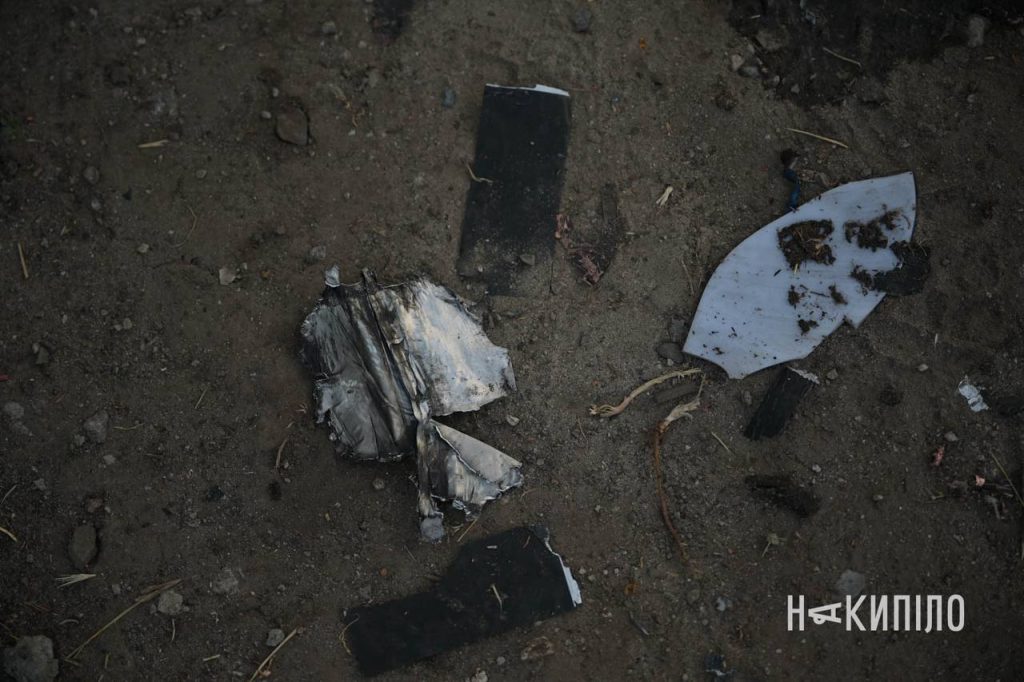 росіяни атакували дроном харківську АЗС