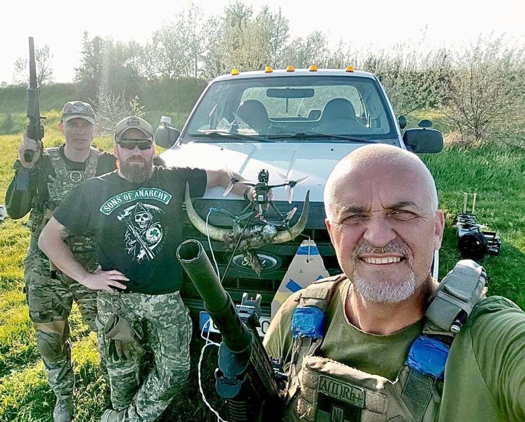 Харківський депутат пішов з міськради, щоб залишитися у війську