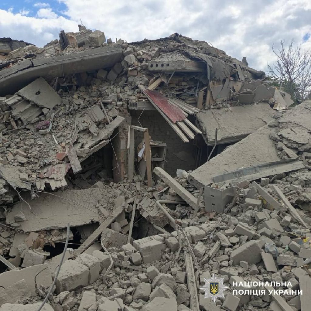 Три людини загинули й більше за 20 постраждали: обстріли Харківщини
