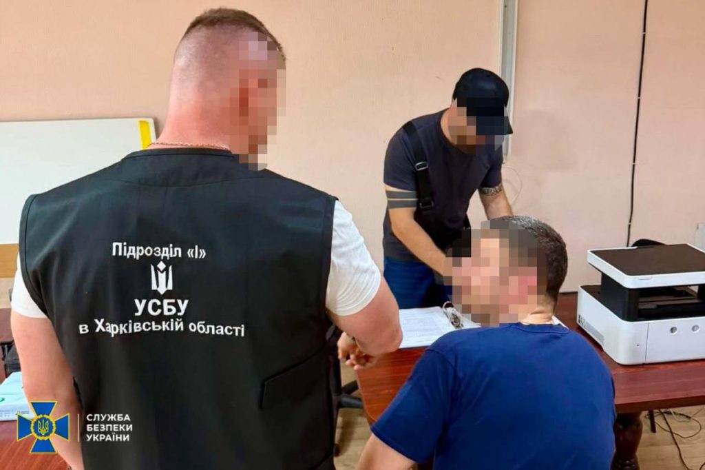 СБУ підозрюють різнороба, що намагався підпалити об'єкти Укрзалізниці на Харківщині