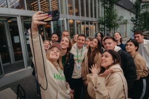 Набір на програму для української молоді