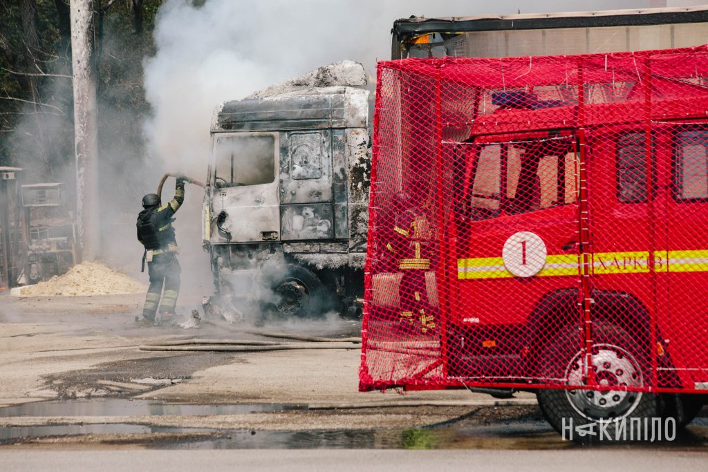 Ще одна АЗС у Харкові опинилася під російським ударом. Фоторепортаж Ще одна АЗС у Харкові опинилася під російським ударом. Фоторепортаж
