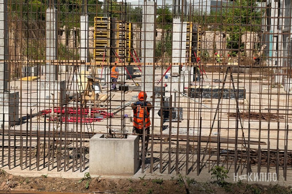 Будівництво Обласного центру онкології: розповідаємо деталі У Харкові триває будівництво підземної частини нового Обласного центру онкології.