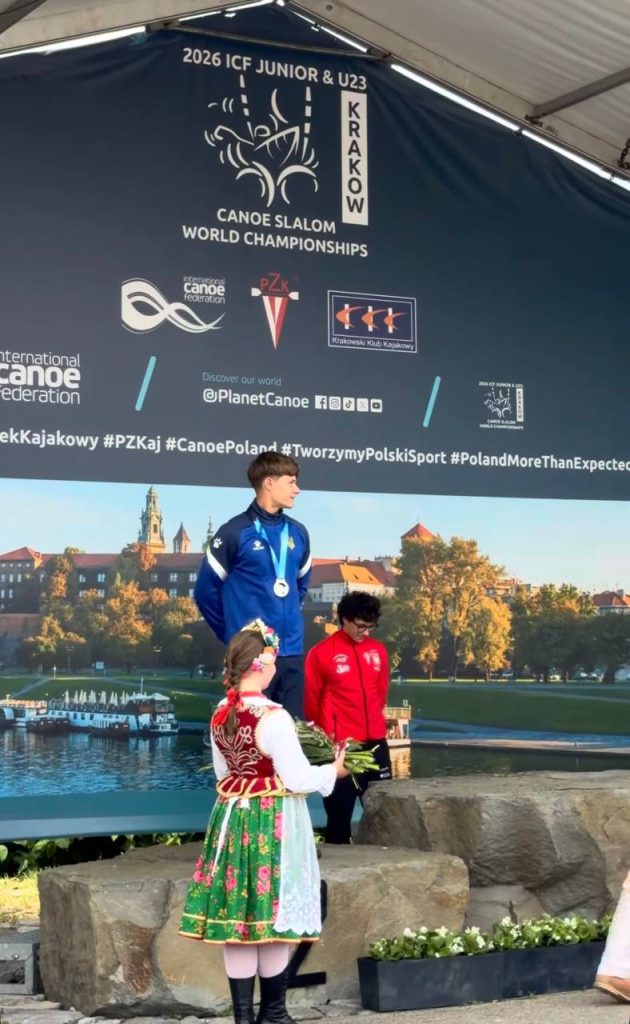 Українець здобув срібло на чемпіонаті світу з веслувального слалому Українець здобув срібло на чемпіонаті світу з веслувального слалому