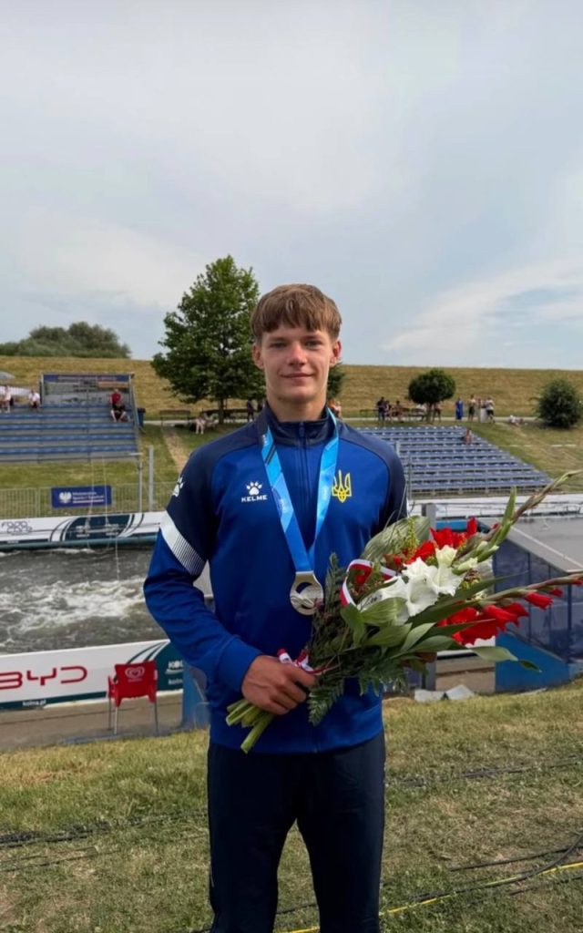 Українець здобув срібло на чемпіонаті світу з веслувального слалому Українець здобув срібло на чемпіонаті світу з веслувального слалому