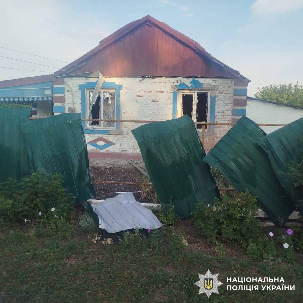 Минулої доби чотири людини постраждали через обстріли росіян Минулої доби чотири людини постраждали через обстріли росіян