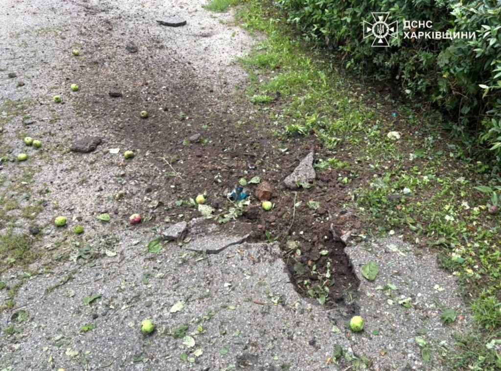 Троє рятувальників поранені через удар БпЛА «Молнія» в Богодухові Троє рятувальників поранені через удар БпЛА «Молнія» в Богодухові