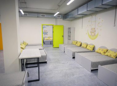 У Пісочині під Харковом відкрили перший в Україні підземний дитсадок Фото ХОВа