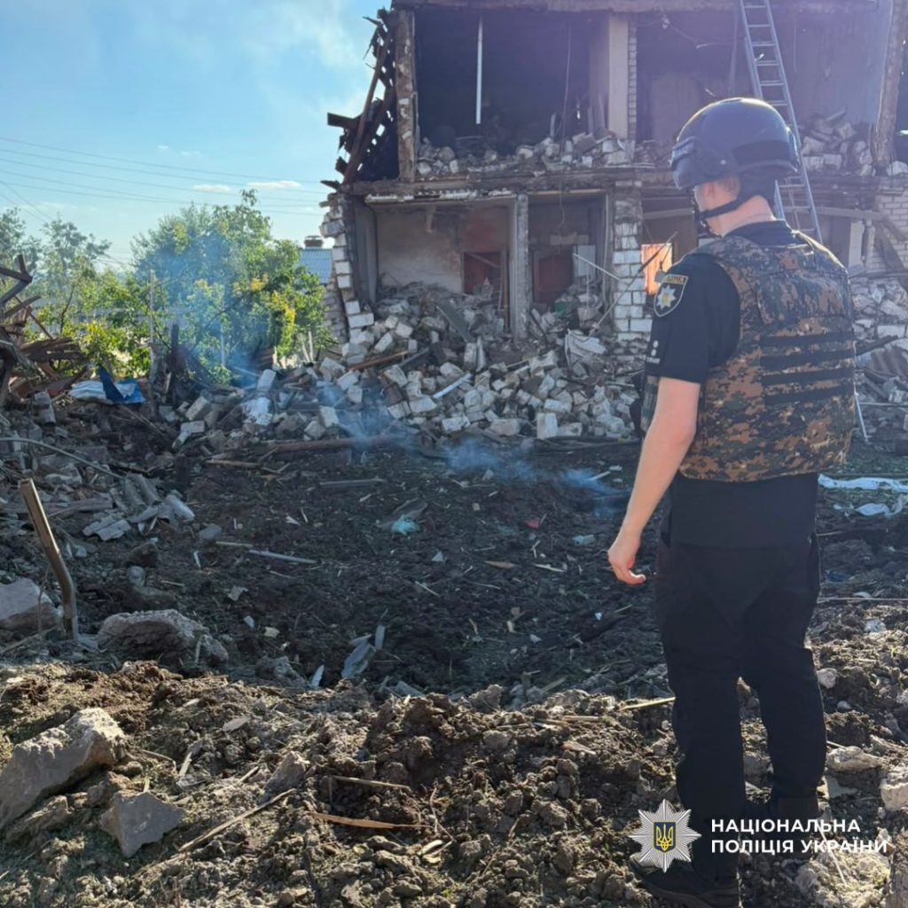 Дві людини загинули минулої доби через російські удари на Харківщині Дві людини загинули минулої доби через російські удари на Харківщині