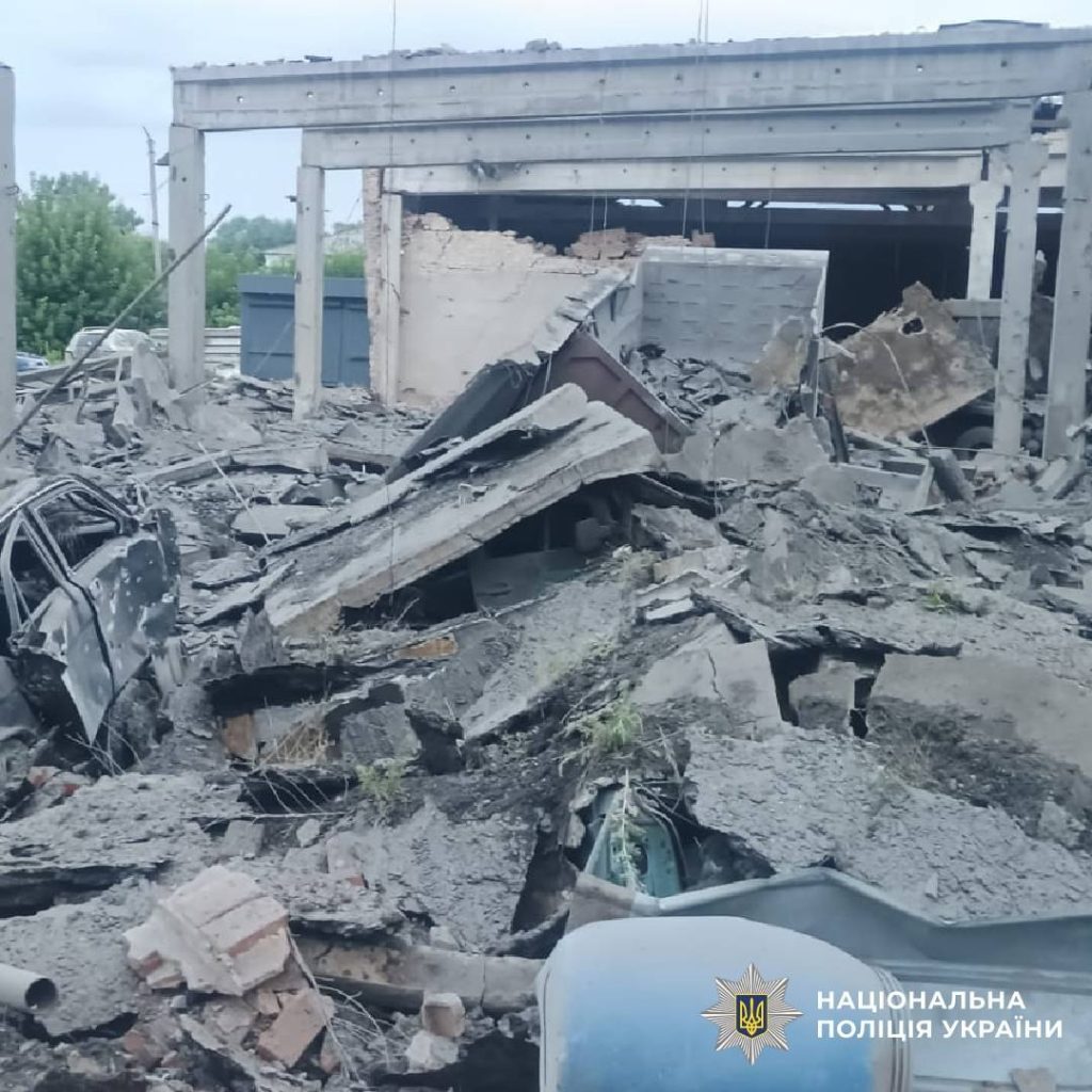 Минулої доби семеро людей постраждали через ворога на Харківщині Минулої доби семеро людей постраждали через ворога на Харківщині