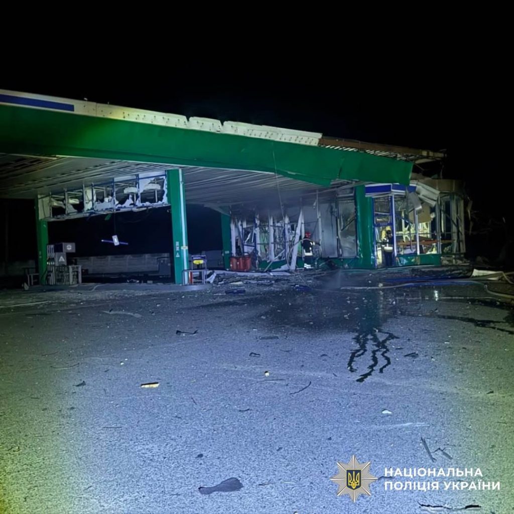 Двоє людей загинули, 16 — постраждали в Харківській області через бойові дії Двоє людей загинули, 16 — постраждали в Харківській області через бойові дії