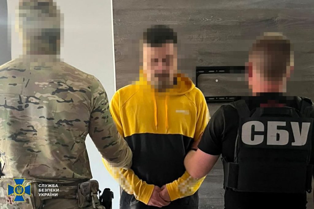 Коригував ворожі атаки на трасі Полтава – Харків: СБУ затримала підозрюваного