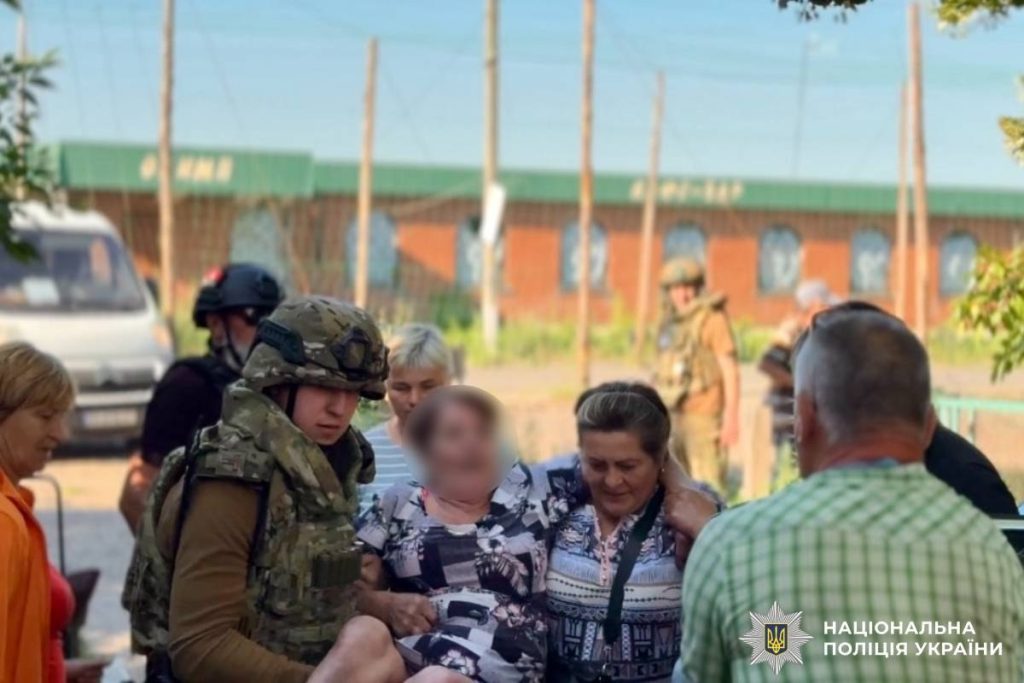 З прикордонної громади Харківщини евакуювали ще 27 жителів. Є поранений