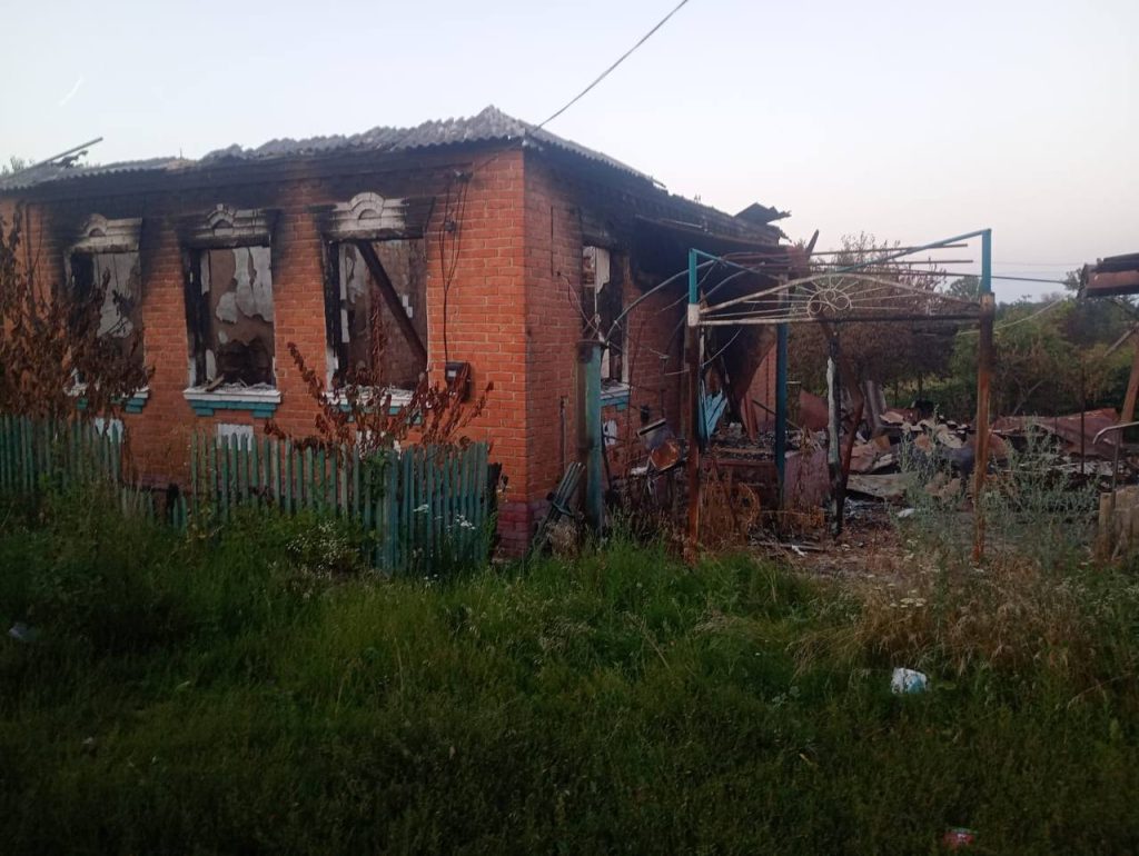Ворог вбив чоловіка з Козачої Лопані: обстріли Харківщини Ворог вбив чоловіка з Козачої Лопані: обстріли Харківщини