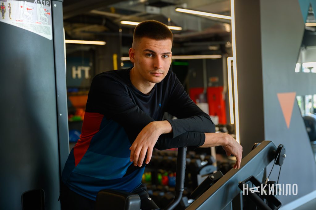 «У нозі були уламки, шматки цегли, дошка і стік від айкоса». Історія реабілітації хартійця Давид Куліш, реабілітолог і тренер у центрі Fortis Health