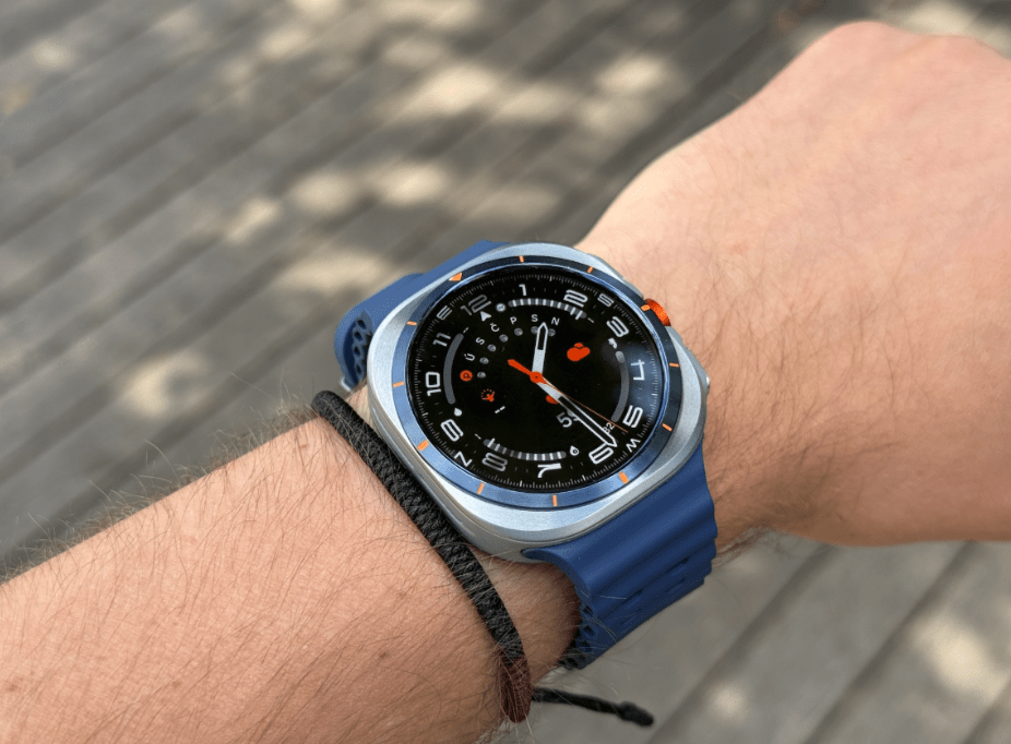 Samsung Galaxy Watch Ultra 2. Фото: Comfy
