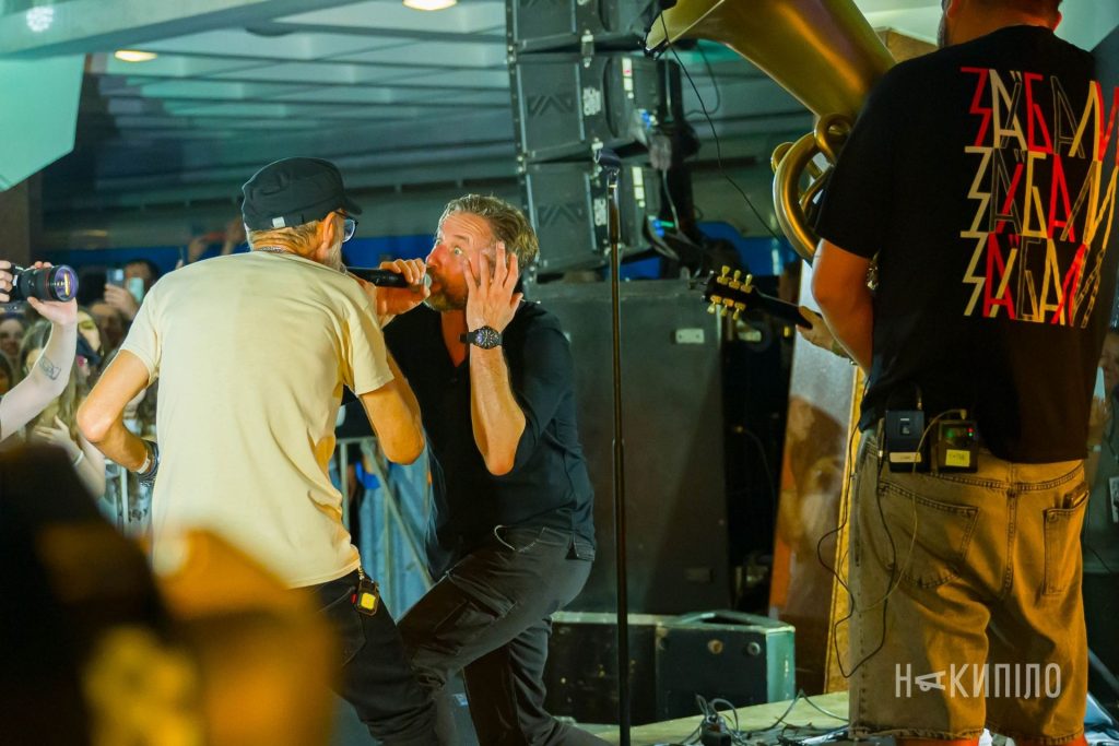 Підземний ЯрмаROCK: харківці провели літо музикою Сергій Жадан і Михайло Лундін