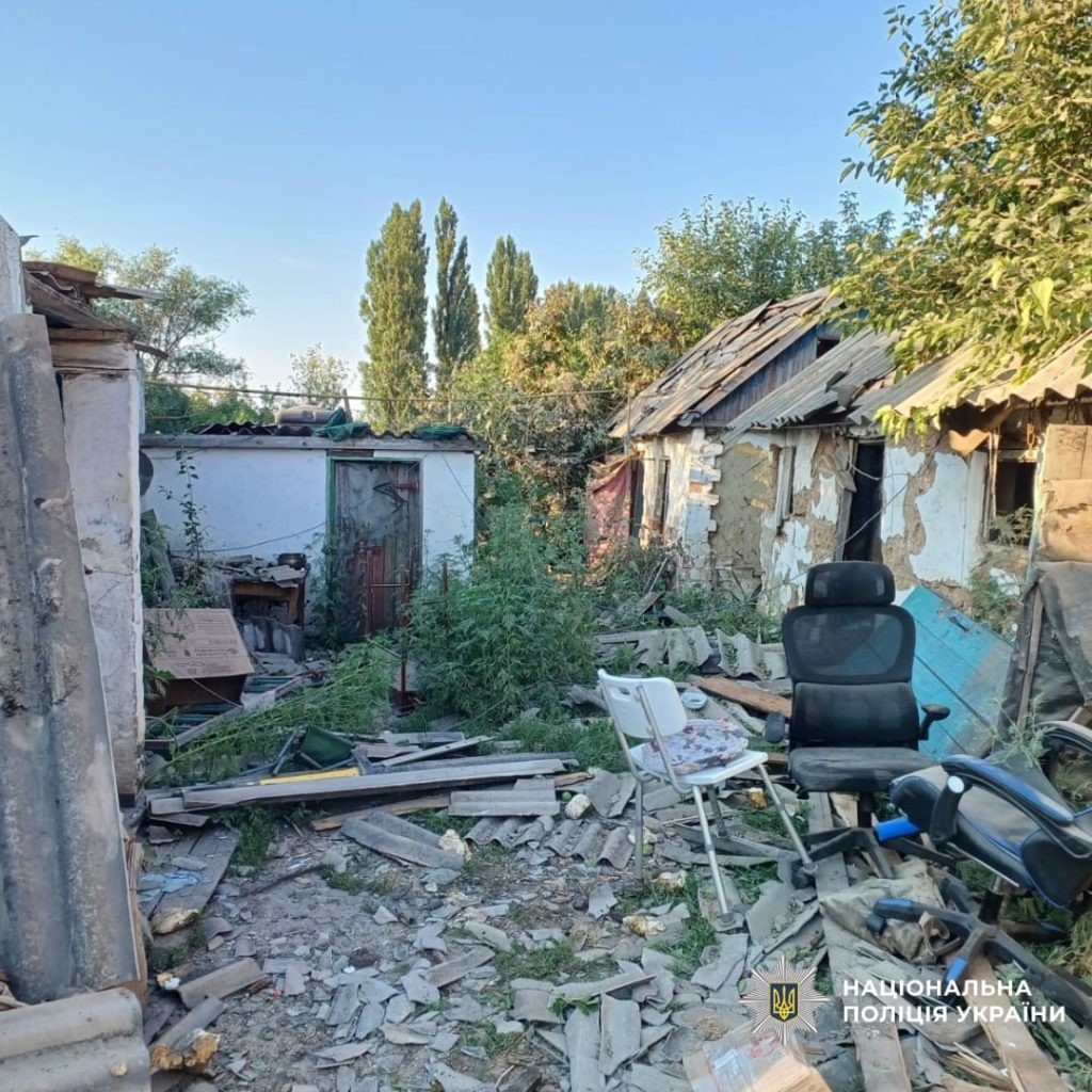 Загинула жінка та дев'ятеро людей постраждали: обстріли Харківщини Загинула жінка та дев'ятеро людей постраждали: обстріли Харківщини