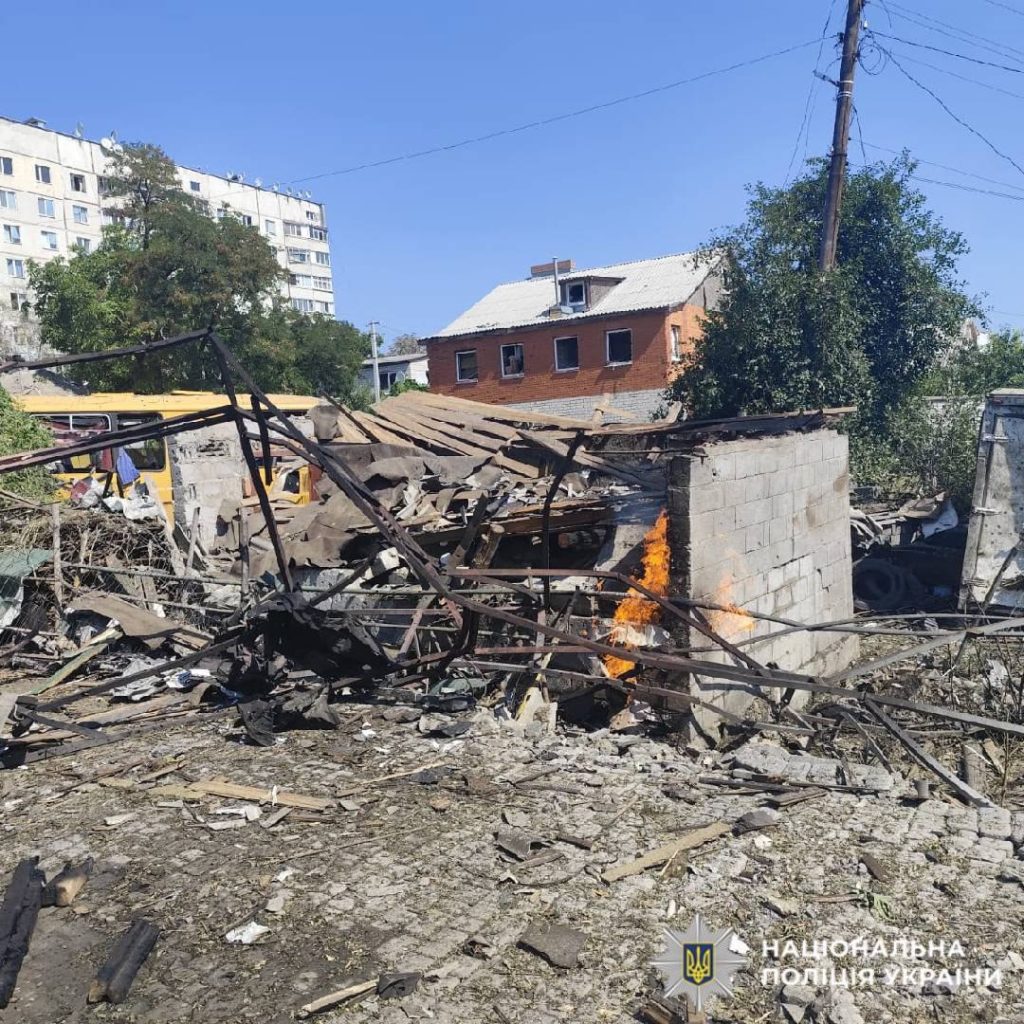 Шестеро людей постраждали в Балаклії через ракетну атаку