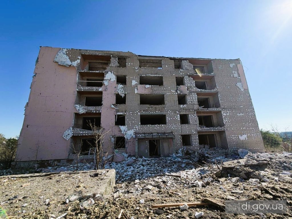 Понад десять БпЛА обстріляли Дергачі Понад десять БпЛА обстріляли Дергачі