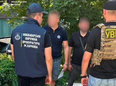 Чоловік фіктивно працевлаштовував чоловіків для відстрочки