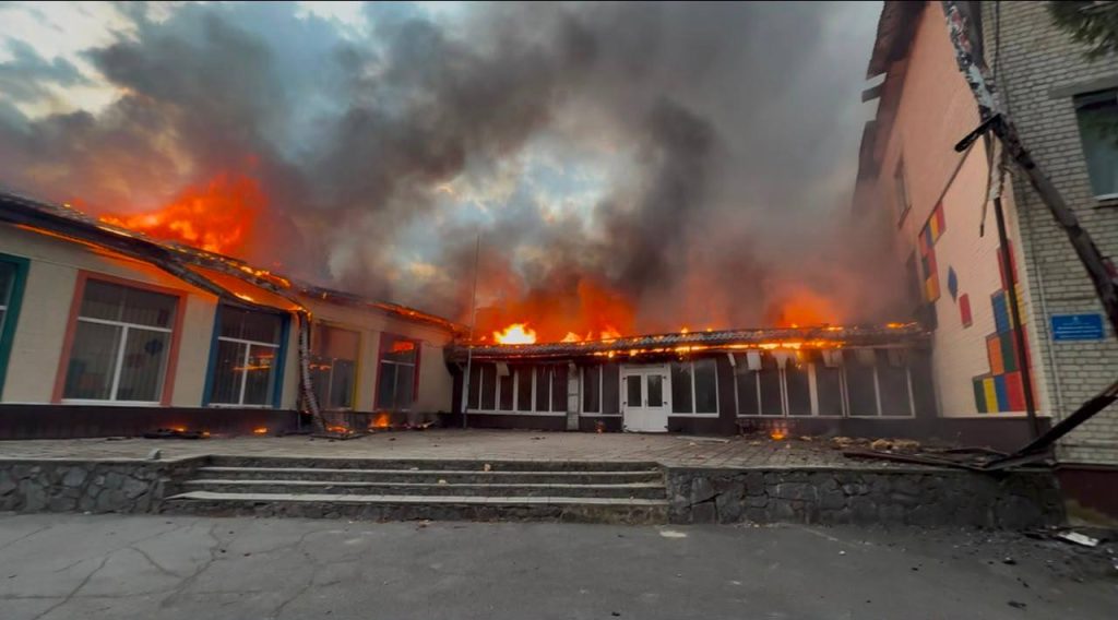 Ворог обстріляв дронами Золочівську громаду Ворог обстріляв дронами Золочівську громаду