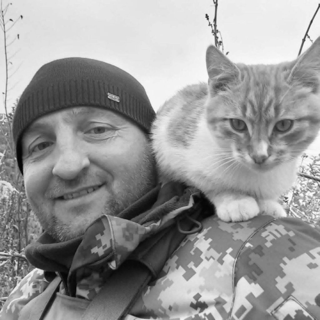 Балаклійська громада попрощалася з захисником Олексієм Новаком Балаклійська громада попрощалася з захисником Олексієм Новаком