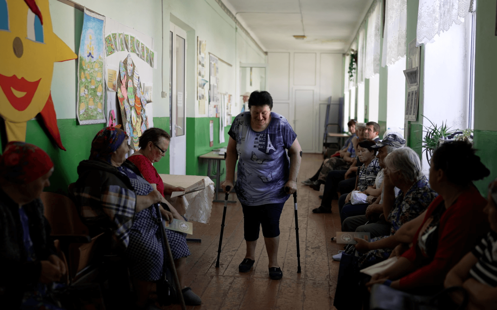 Там, де триває евакуація. Як медики підтримують життя на Купʼянщині Там, де триває евакуація. Як медики підтримують життя на Купʼянщині