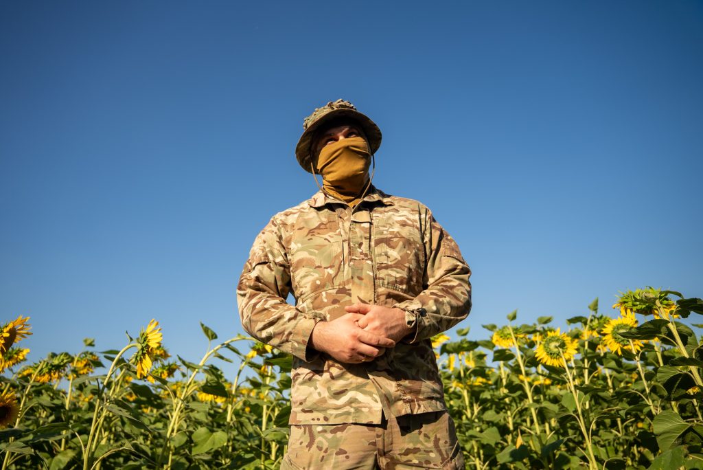 Ліси Харківщини в оптоволокні: репортаж із Вовчанського напрямку Військовий «Рустем»