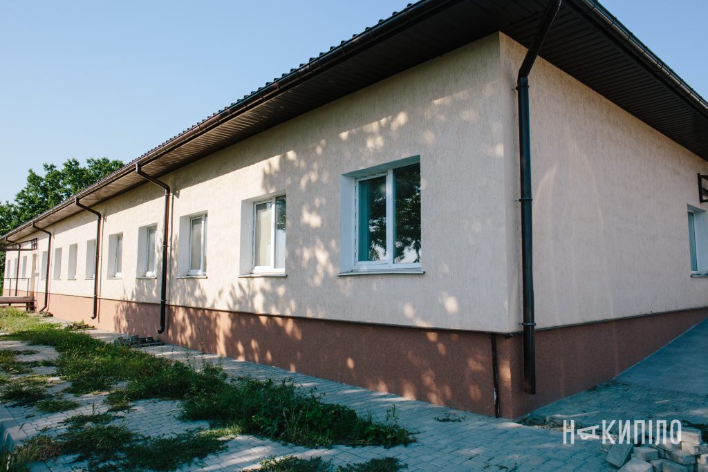 Як амбулаторія в Таранівці на Харківщині стала довгобудом Амбулаторія загальної практики сімейної медицини з вбудованим житлом для лікаря за адресою: с. Таранівка, Чугуївський район, Харківської області