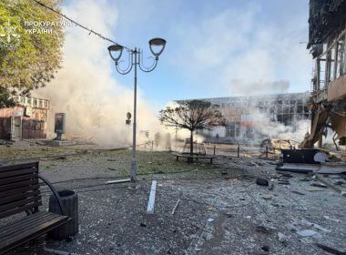 Атака БпЛА по середмістю Павлограда: є загиблі, поранені понад 60 людей