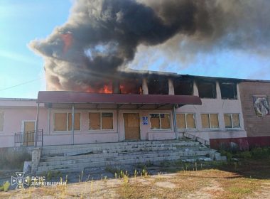 У Золочеві внаслідок удару БпЛА горів будинок культури