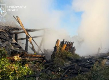 Наслідки російських атак на Харківщину: дим через влучання