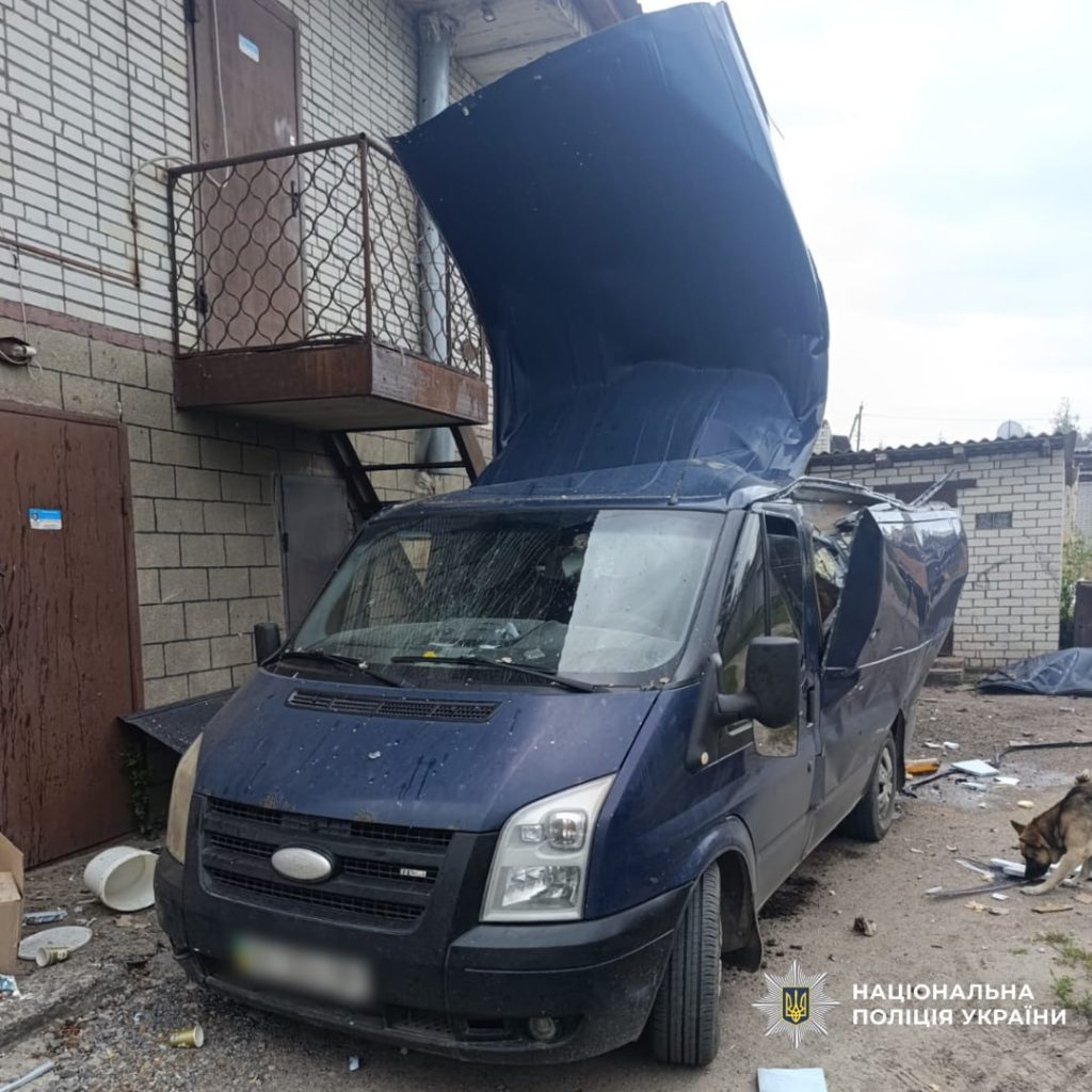 П'ятеро людей постраждали на Харківщині через російські атаки П'ятеро людей постраждали на Харківщині через російські атаки