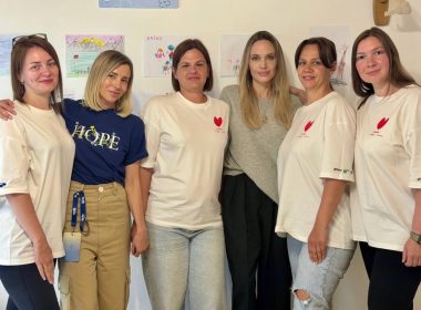 Поїздка Анджеліни Джолі до Харкова