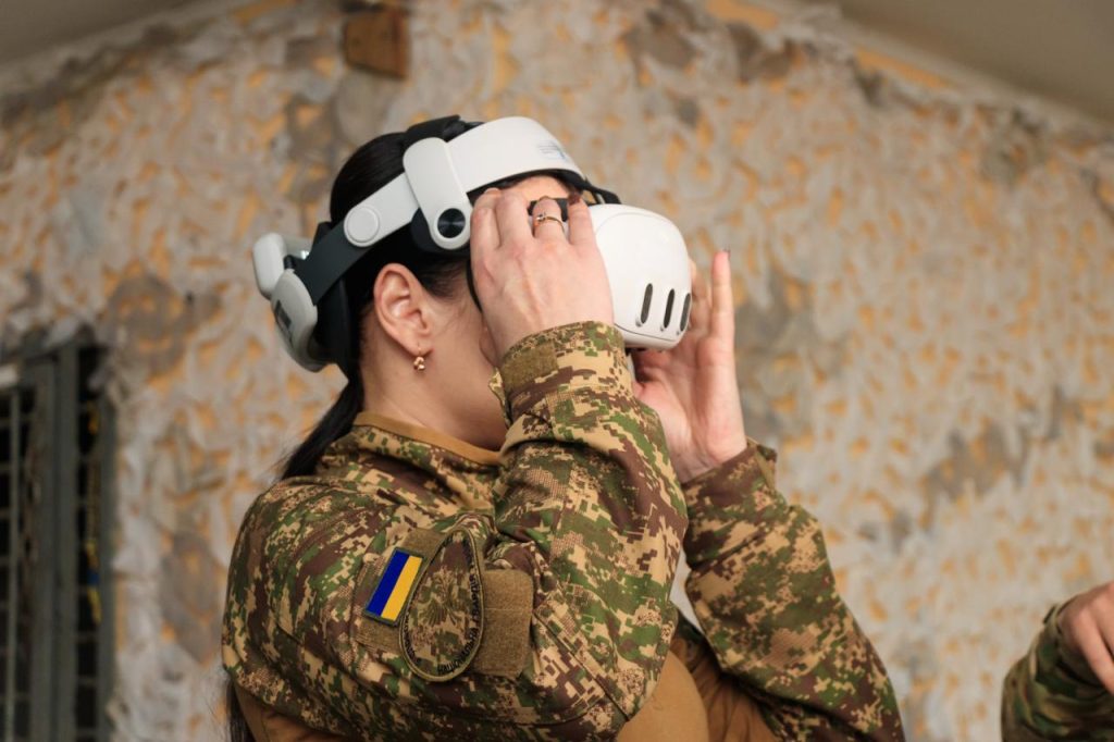 Військові бригади «Скіф» тренуються збивати FPV-дрони у віртуальній реальності Військові бригади «Скіф» тренуються збивати FPV-дрони у віртуальній реальності