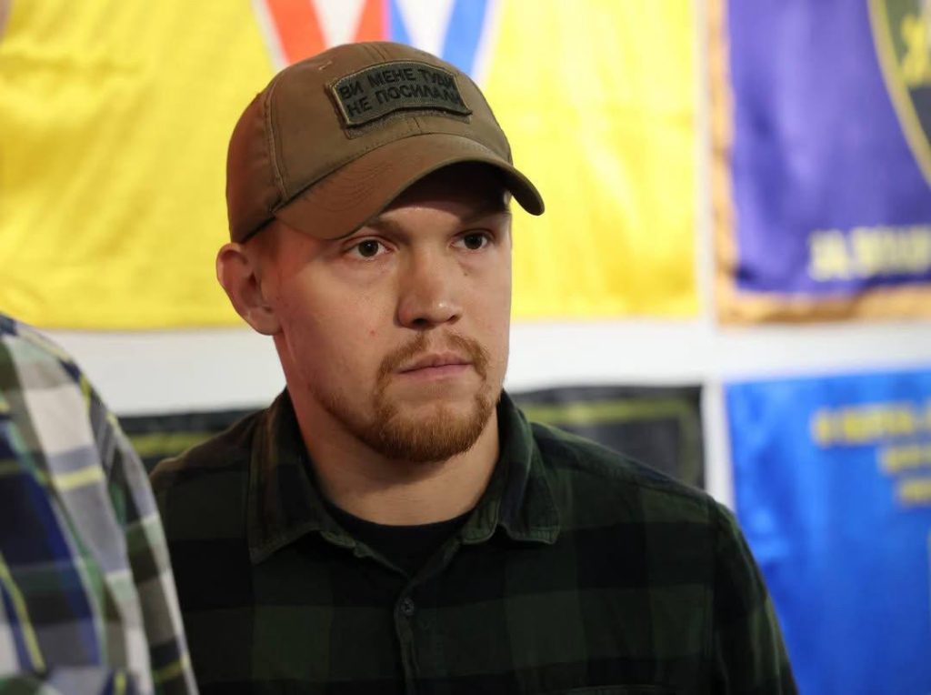 «Повагу до військових варто виявляти щодня, а не піддаватися впливу ворога»: думки військових щодо 1 жовтня Помічник начальника Східного Харківського територіального управління НГУ з питань ветеранської політики Арсеній Михайлов із позивним «Руді»