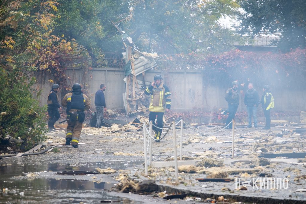 Фото пожежі в центрі Харкова після влучання реактивного БпЛА Фото пожежі в центрі Харкова після влучання реактивного БпЛА