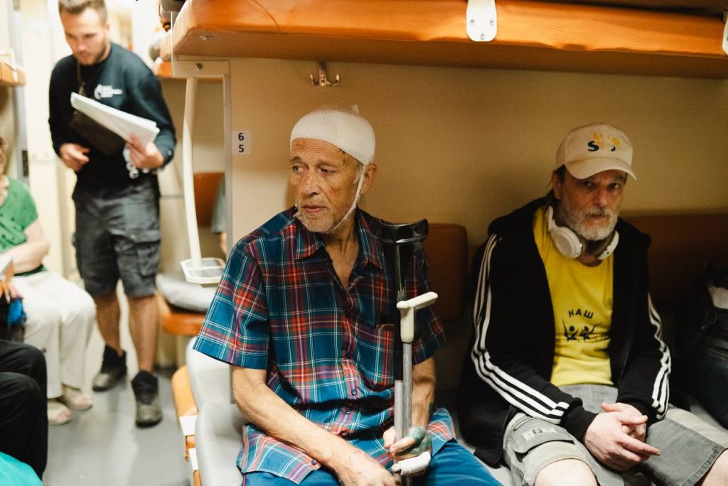 Від початку року «Укрзалізниця» евакуювала зі сходу України майже 10 тисяч людей Від початку року «Укрзалізниця» евакуювала зі сходу України майже 10 тисяч людей