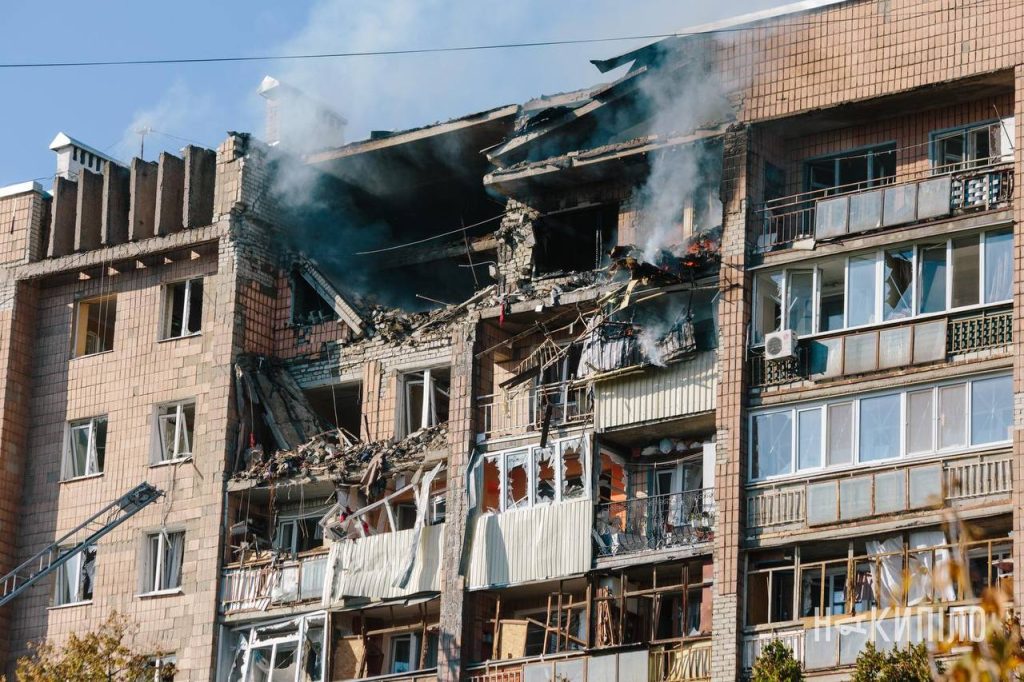 12 постраждалих через обстріл Харкова: фоторепортаж 12 постраждалих через обстріл Харкова: фоторепортаж