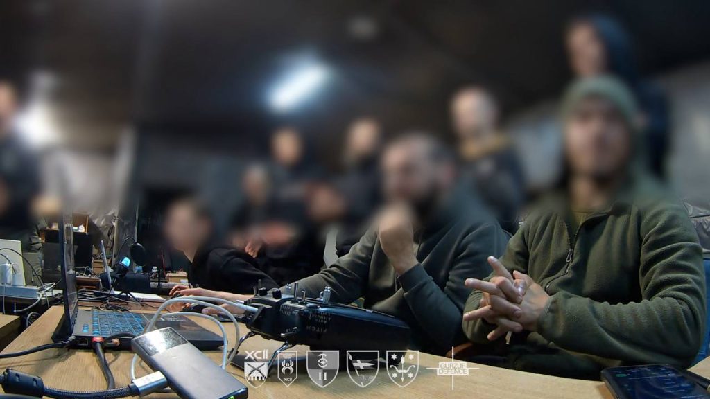 Українські військові евакуювали пораненого з фронту повітряним дроном Українські військові евакуювали пораненого з фронту повітряним дроном