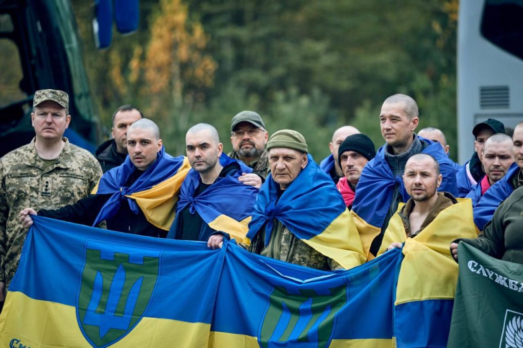 Україна повернула сімох полонених жителів Харківщини