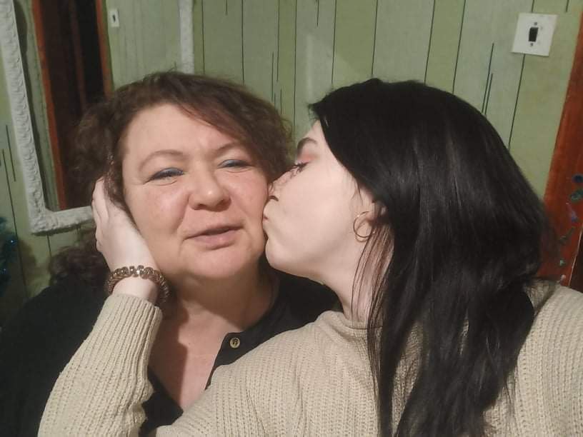 Чому ви не виїдете? Розповідаємо по-харківськи Чому ви не виїдете? Розповідаємо по-харківськи
