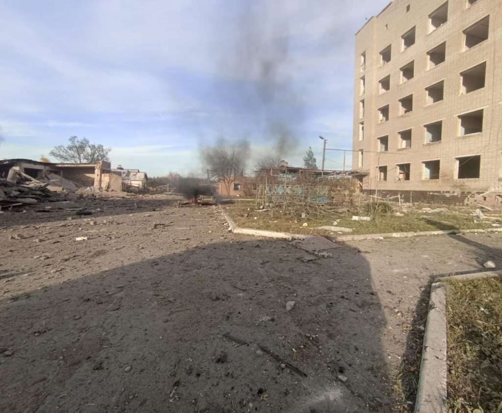 До чотирьох зросла кількість загиблих в Ізюмі внаслідок ударів ФАБ До чотирьох зросла кількість загиблих в Ізюмі внаслідок ударів ФАБ